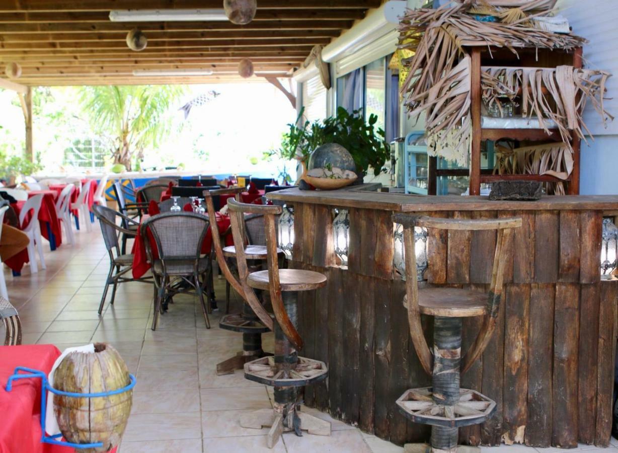 Bed & Breakfast 6 Suites Piscine Et Plage Pointe Faula 르 보클린 외부 사진